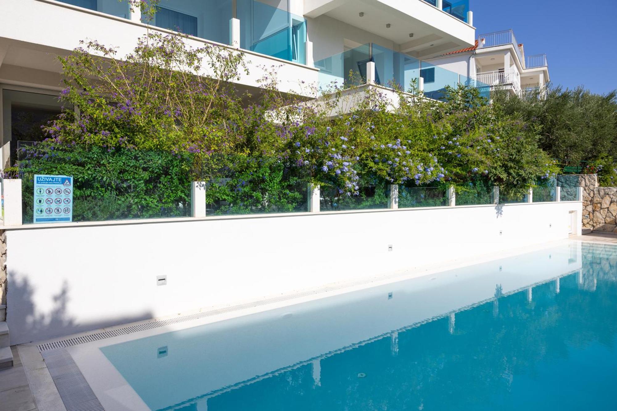 Villa Aqua ซาบอริซ ภายนอก รูปภาพ