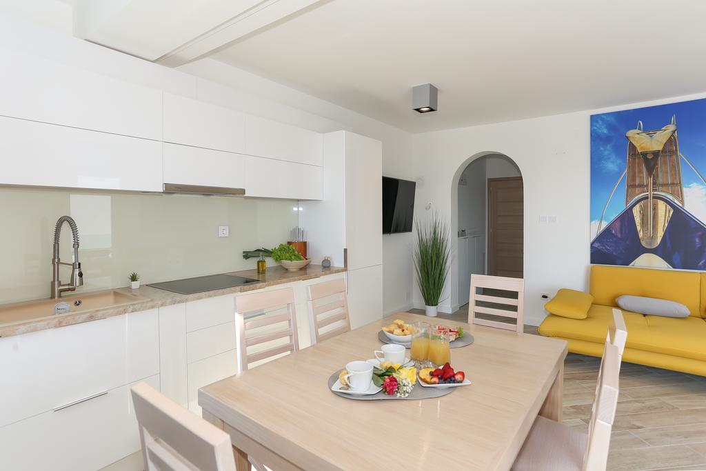 Villa Aqua ซาบอริซ ภายนอก รูปภาพ