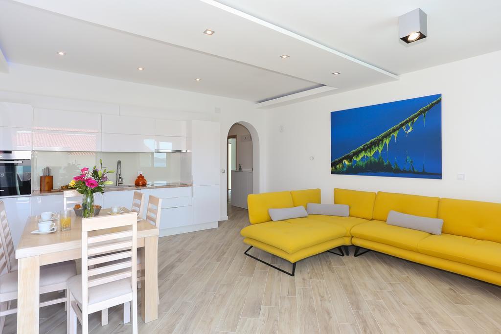 Villa Aqua ซาบอริซ ภายนอก รูปภาพ