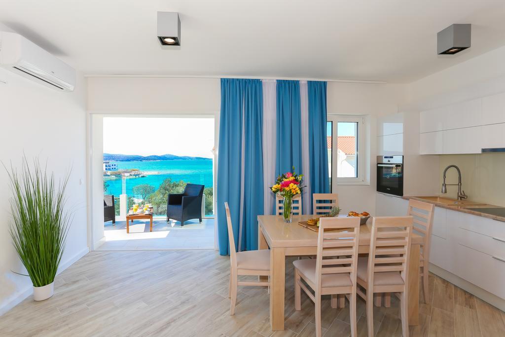 Villa Aqua ซาบอริซ ภายนอก รูปภาพ