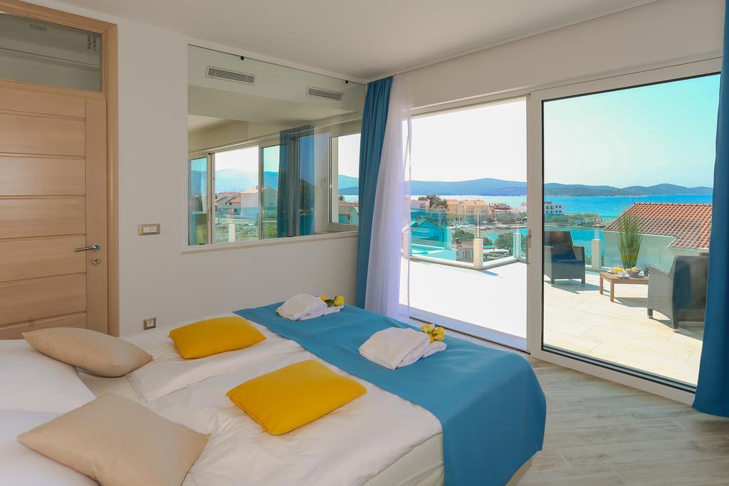 Villa Aqua ซาบอริซ ภายนอก รูปภาพ